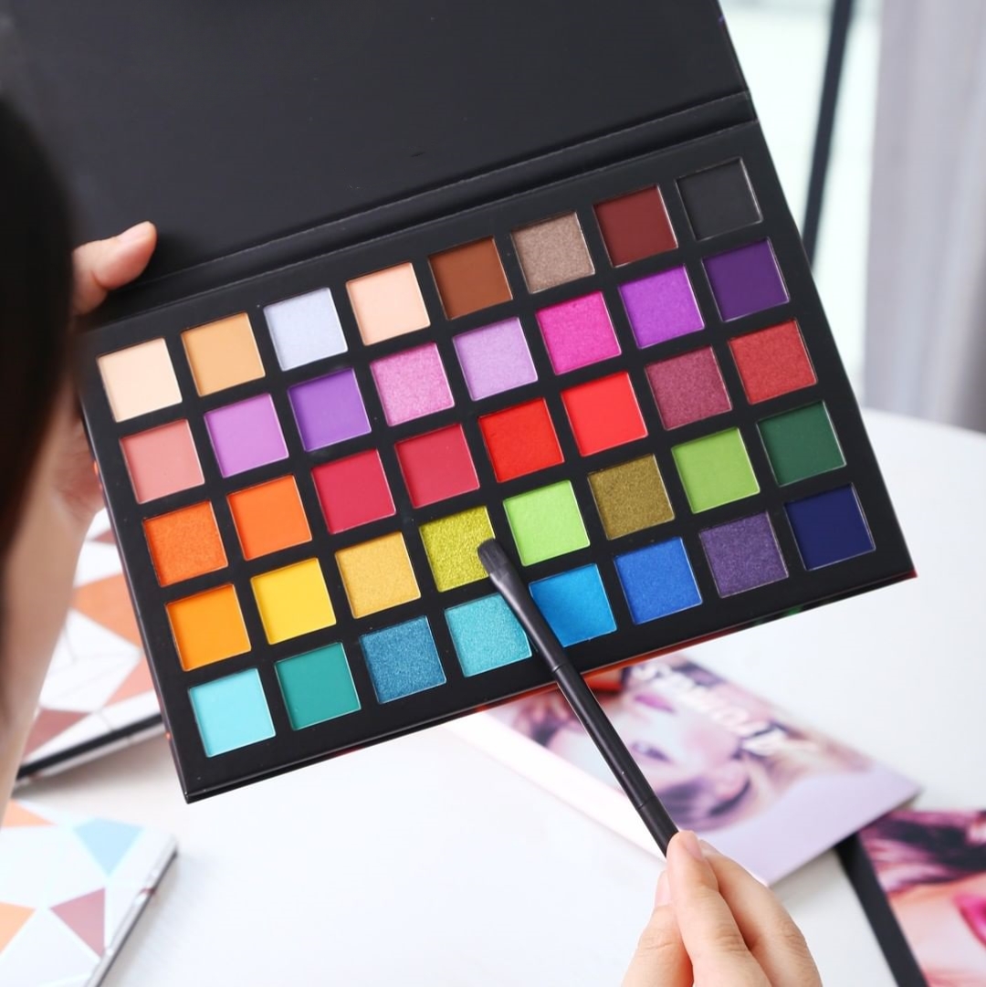 Eye Shadow Pallet